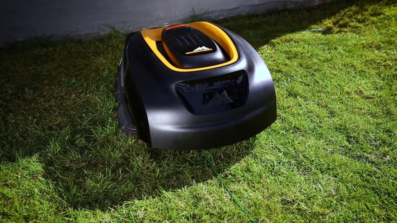 McCulloch R1000 review - Robotic Lawn Mower - Any good?