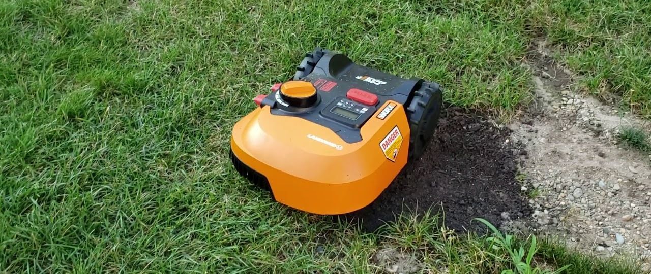 WORX WR140 Review - An entry level robot lawn mower from Worx?