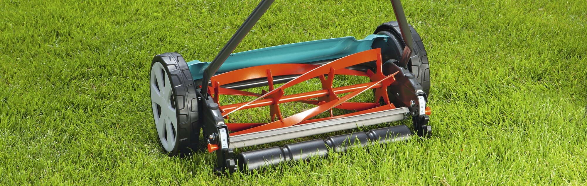 Best Reel Lawn Mowers in 2023 (Compare & Filter tool)
