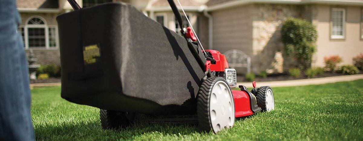 Troy-Bilt TB210 Review - An easy to use lawn mower